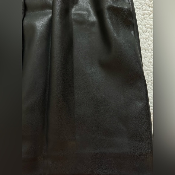 Dynamite Faux leather skirt - Picture 3 of 5